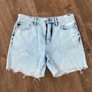 Kancan shorts 9/28 5 inch inseam